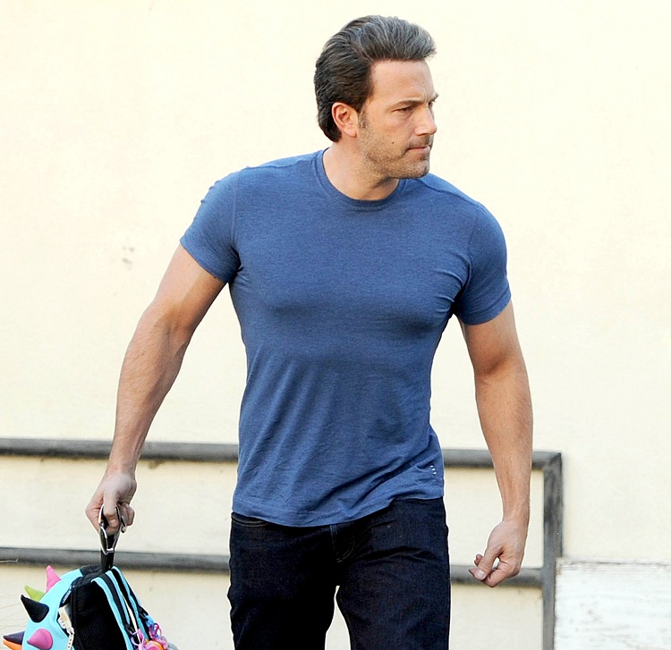 Ben Affleck’s Batman Workout Routine and Diet for a Jacked Physique